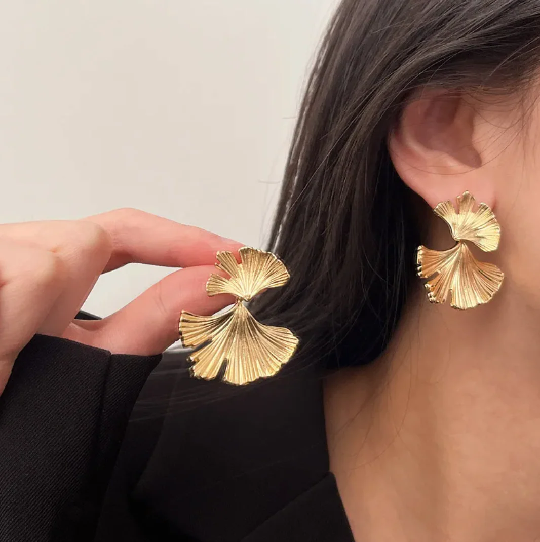 18K Gold Ginkgo Biloba Earrings
