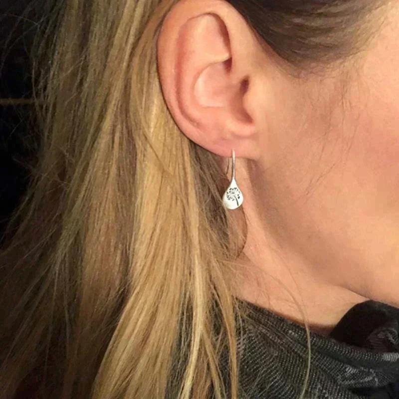 925 Sterling Silver Dandelion Leaf Earrings - Image 3