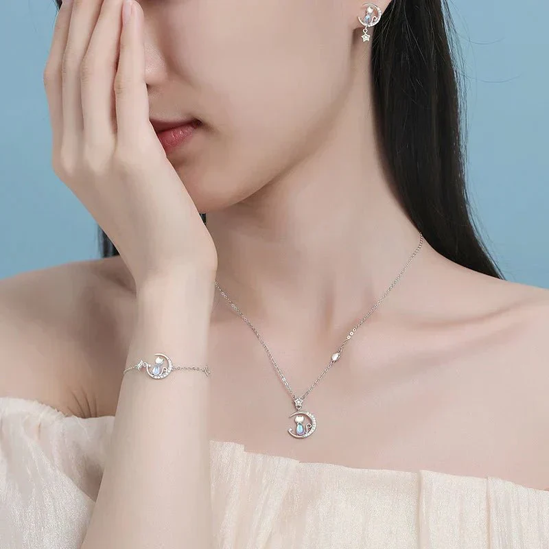 925 Sterling silver Moon & Star Cat Earrings With Zircon - Image 3