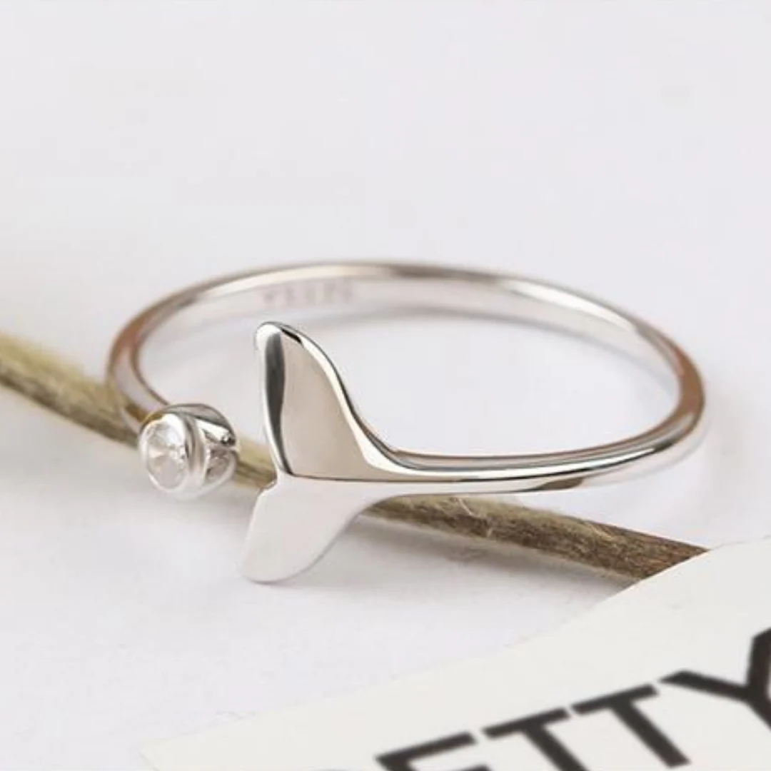 Adjustable 925 Silver Ring with Zirconia and Dolphin Tail