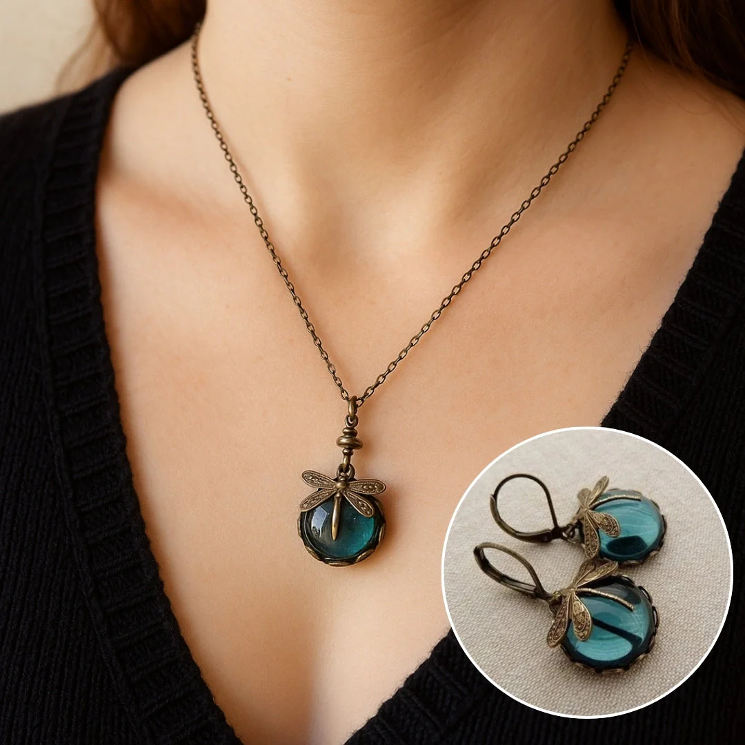 Beautiful Vintage Dragonfly Necklace with Bonus Earrings – Limited Time Offer - Image 2