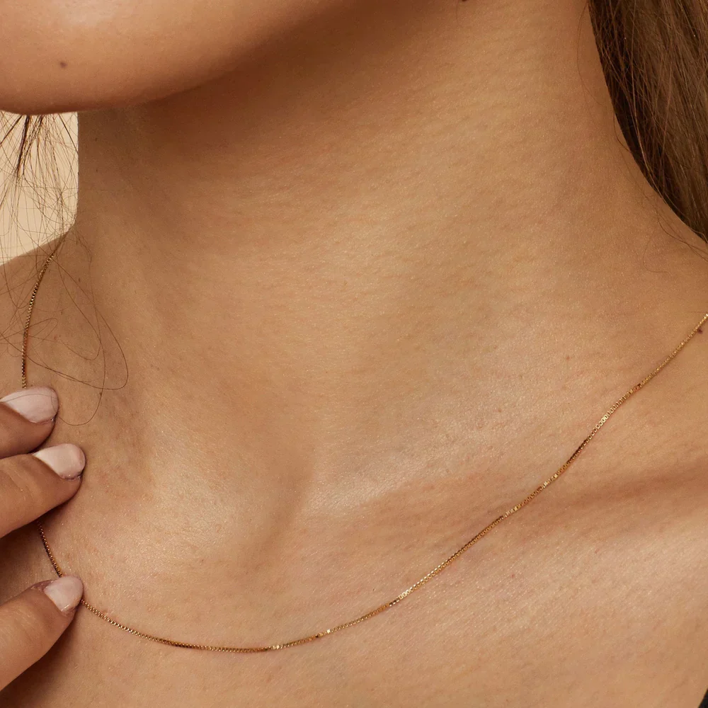 Bodega Box Necklace | White Gold - Image 2