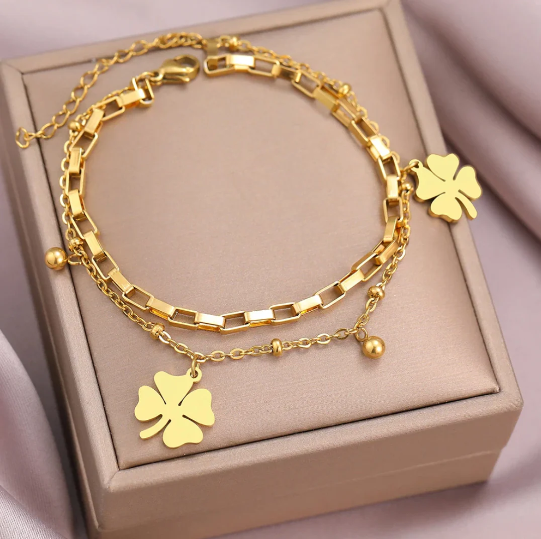 Double 18K Gold Plated Bracelet with Lucky Clovers