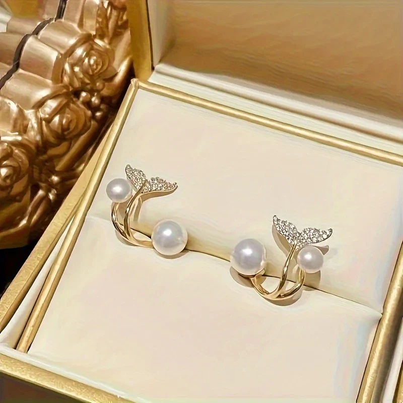 Elegant Mermaid Tail Earrings with Pearl - Image 3