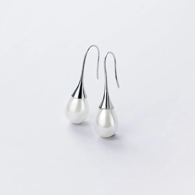Hanging Pearl Earrings - Image 5