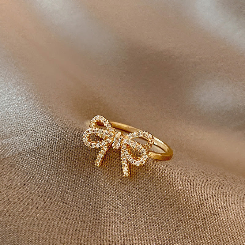 Henrietta Gold Ribbon Ring - Image 3