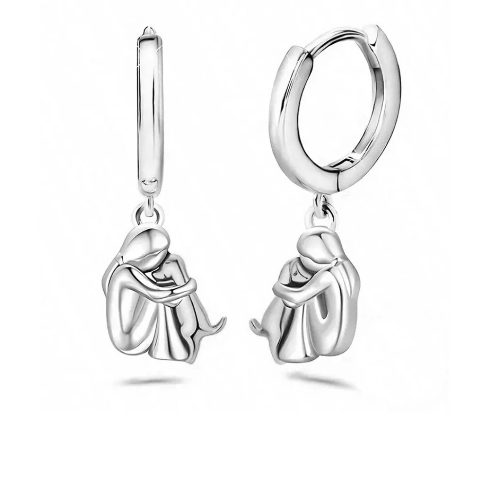 Hug Pendant Necklace with Bonus Earrings – Limited Time Offer - Image 5