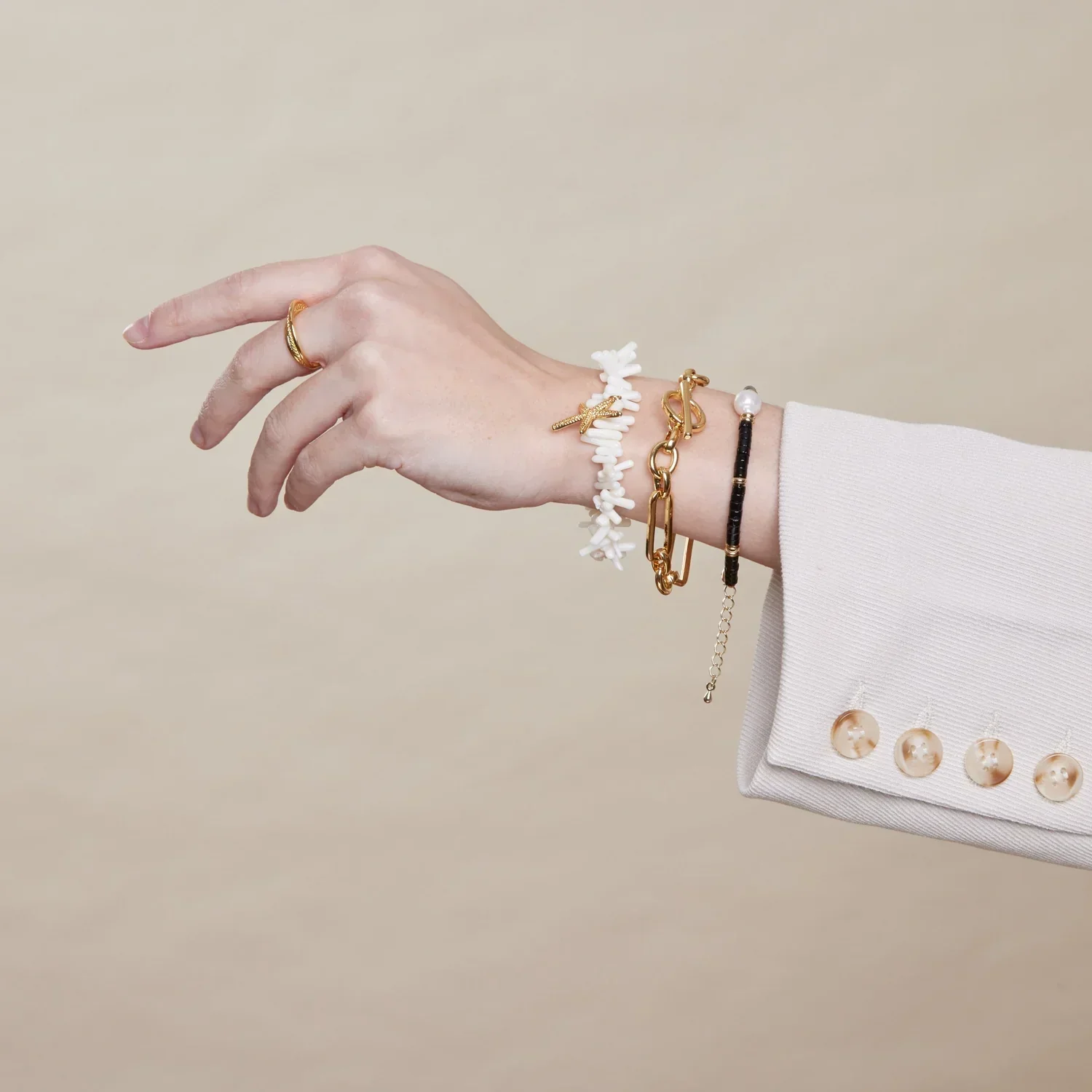 Link T-Bar Bracelet | White Gold - Image 3