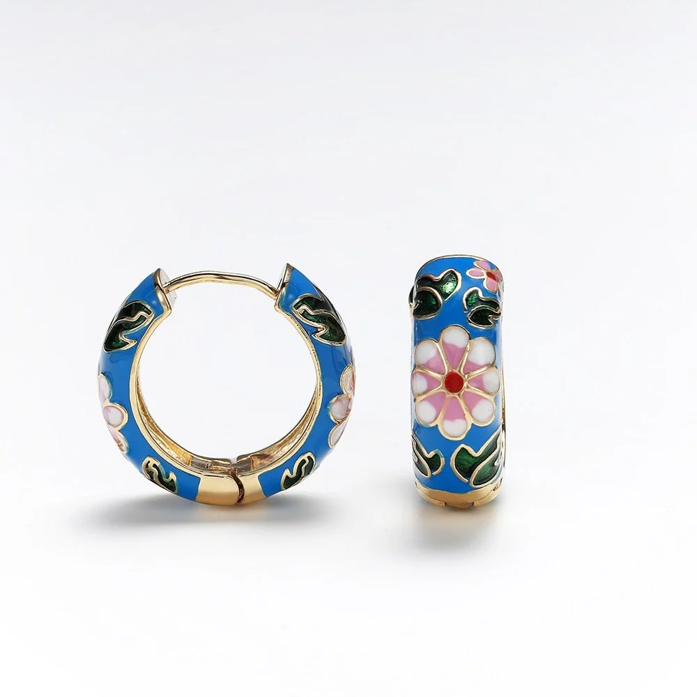 Luxury Floral Earrings - Image 3