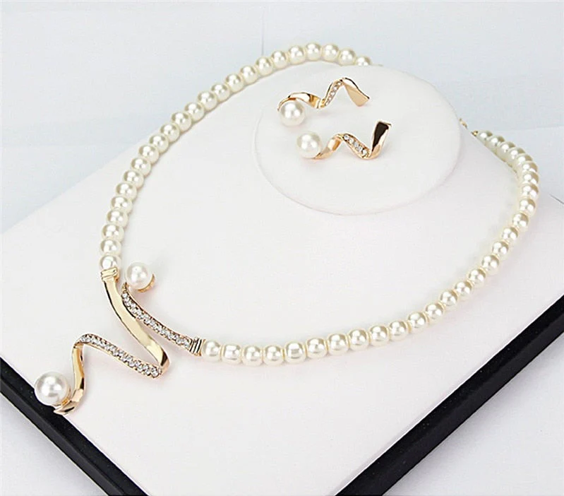 Natural Pearl Necklace + Earrings Set - Image 3