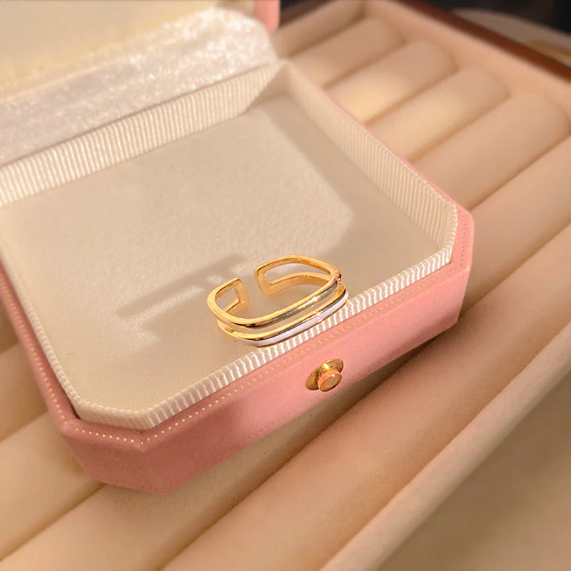 Olivia Geometric Gold Ring - Image 3