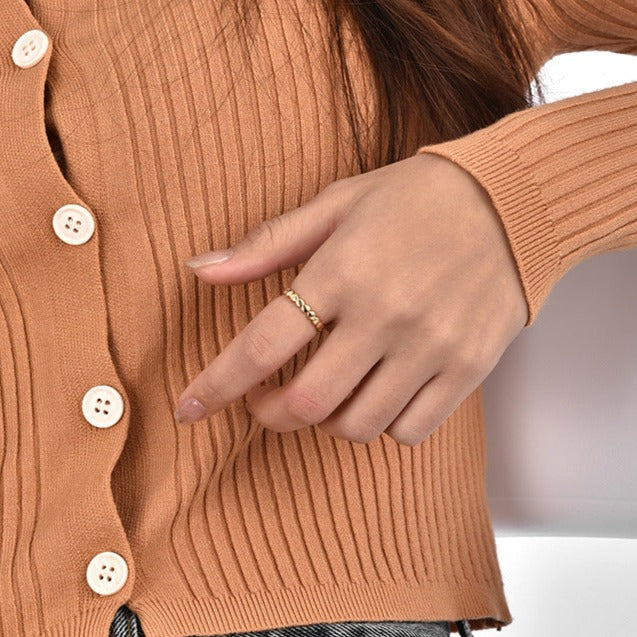 Orbit Echo Gold Ring - Image 4