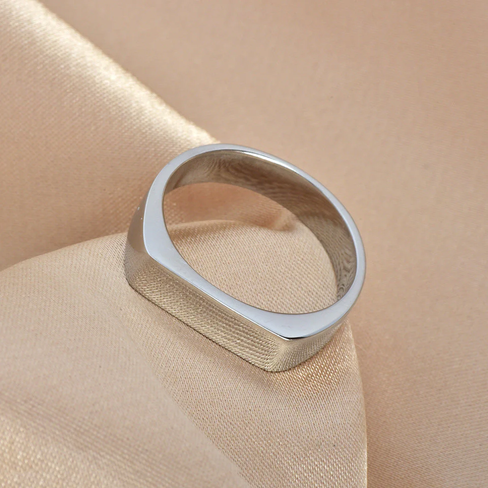 Rectangular Signet Ring - Image 3