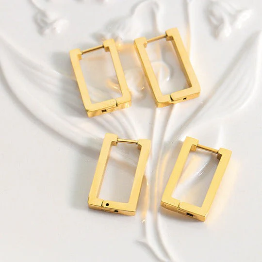 Terra Geometric Gold Earrings - Image 2