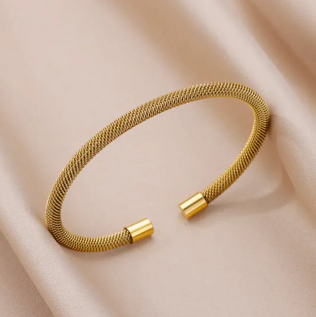 Triple 18K Gold Plated Necklace with Choker and Stars