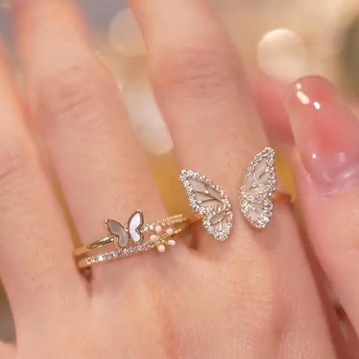 Twin Rings with Elegant Flutter Design