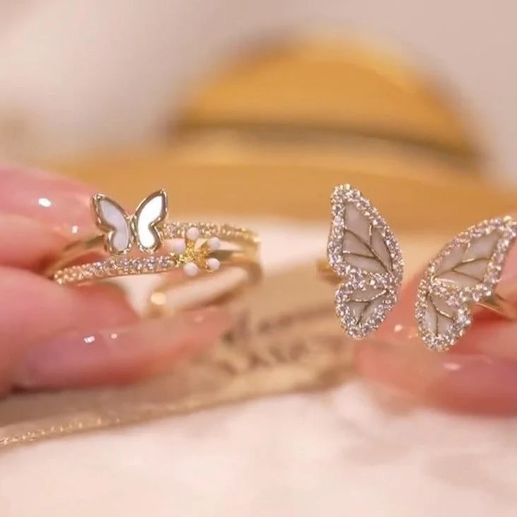 Twin Rings with Elegant Flutter Design - Image 3