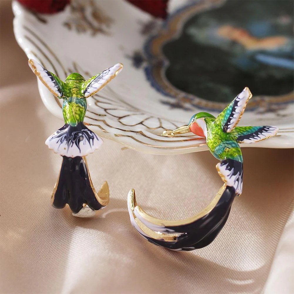 Unique Creative Hummingbird Earrings - Image 5