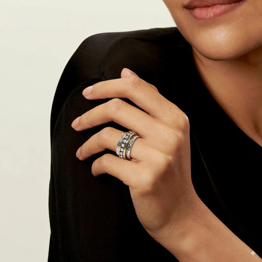 Vintage Gold and Silver Ring with Zirconia - Image 2