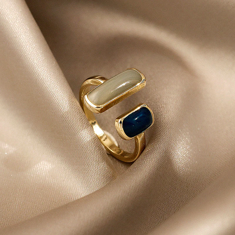 Vintage Gold Ring with Blue Opal - Image 2