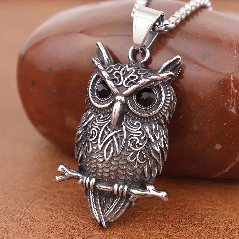 Vintage Owl Wisdom Pendant Necklace - Image 2